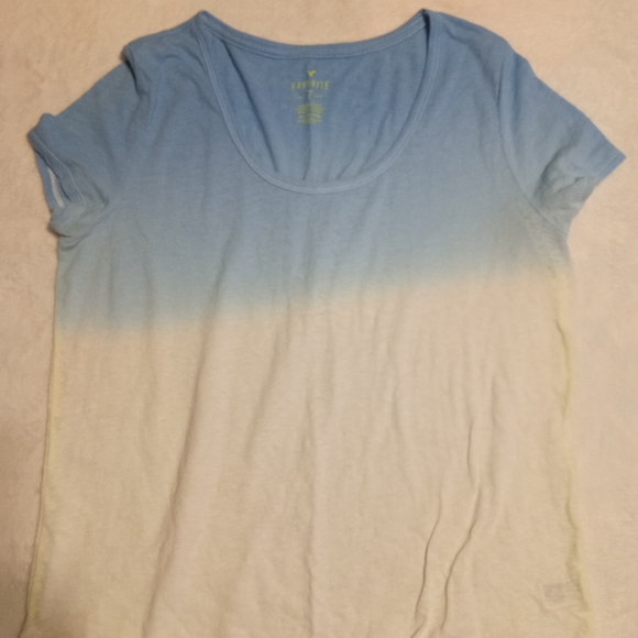 American Eagle Blue and Cream Ombre Tee Size XL - Picture 1 of 6